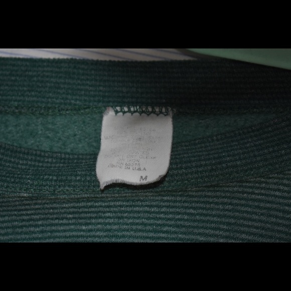 Pleasanton California Crewneck - Picture 3 of 3